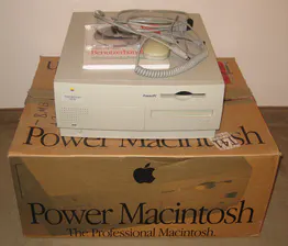 Power Macintosh 7200/120 PC Compatible product photograph