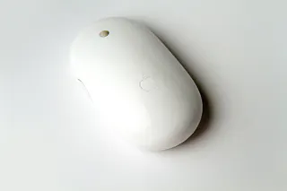 Apple Mighty Mouse (revised) product photograph
