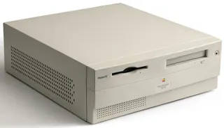 Power Macintosh 4400 product photograph